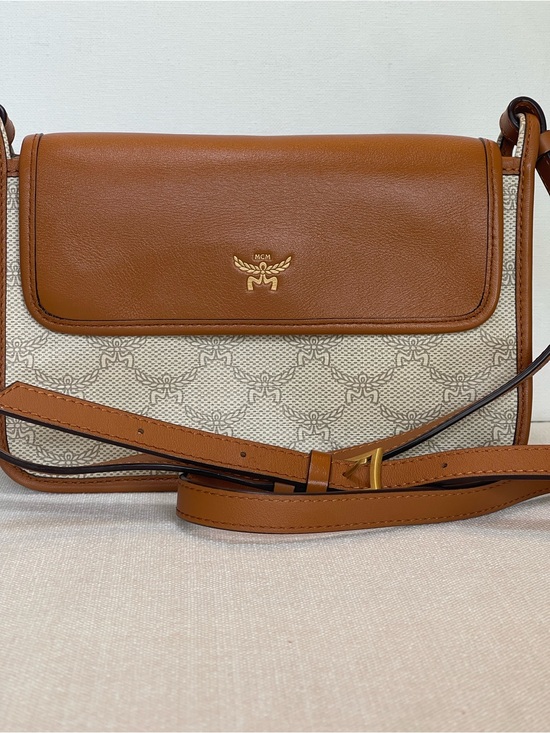 MCM Handbags - NWT MCM HIMMEL CROSSBODY IN LAURETOS W DETACHABLE FLAP POUCH CALF LEATHER TRIM